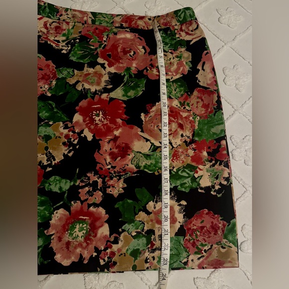 Talbots Floral Cotton Stretch Pencil Skirt – Size 8 - Picture 3 of 7